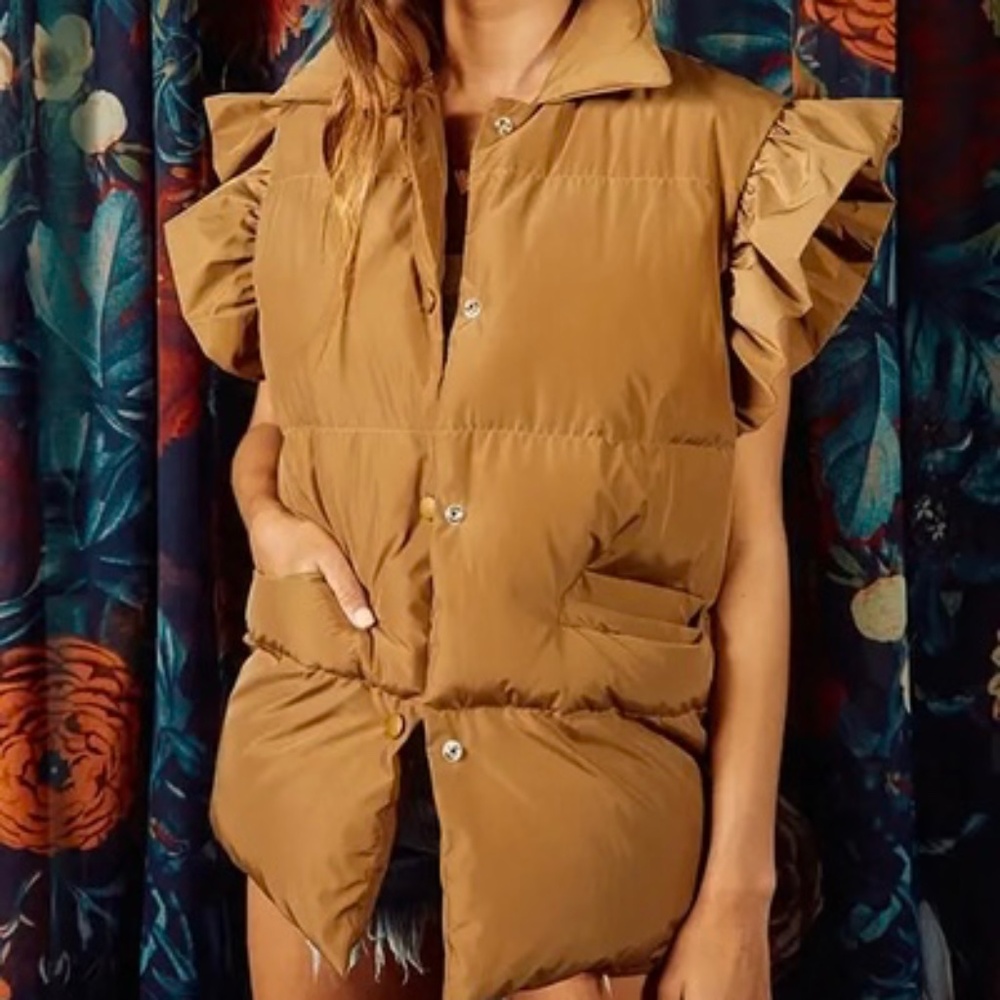 BucketList Ruffle Vest